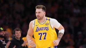 Luka Doncic, en un partido con los Lakers