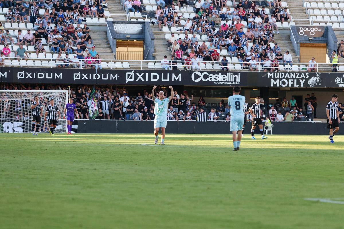 Las mejores imágenes del partido entre el FC Cartagena y el Betis Deportivo