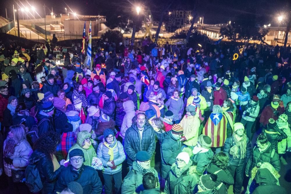 Prop de 3000 persones celebren el Cap d'Any a l'es