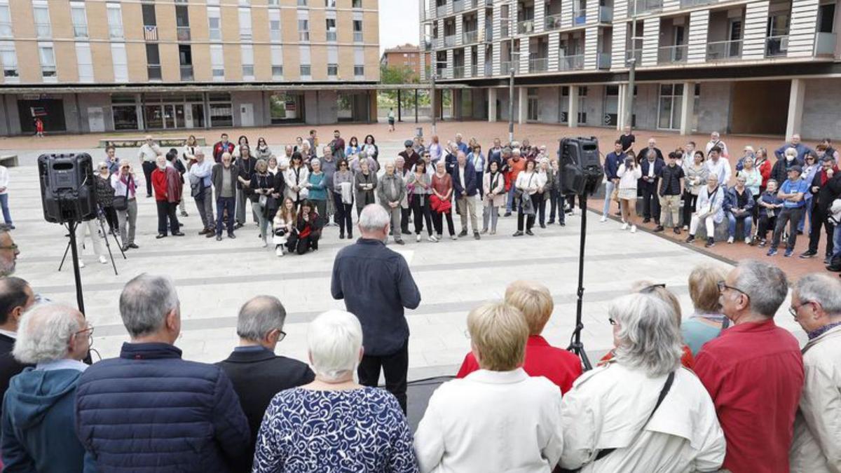 Placa per als Setze dels Químics | ANIOL RESCLOSA