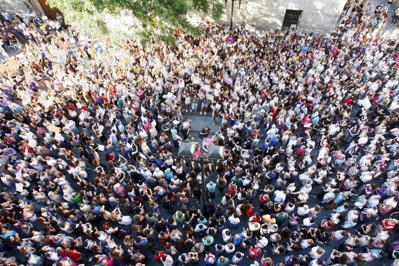 Manifestación contra la puesta en libertad de La Manada en Zaragoza