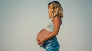 La edad para ser madre en la provincia se estanca en los 30 años