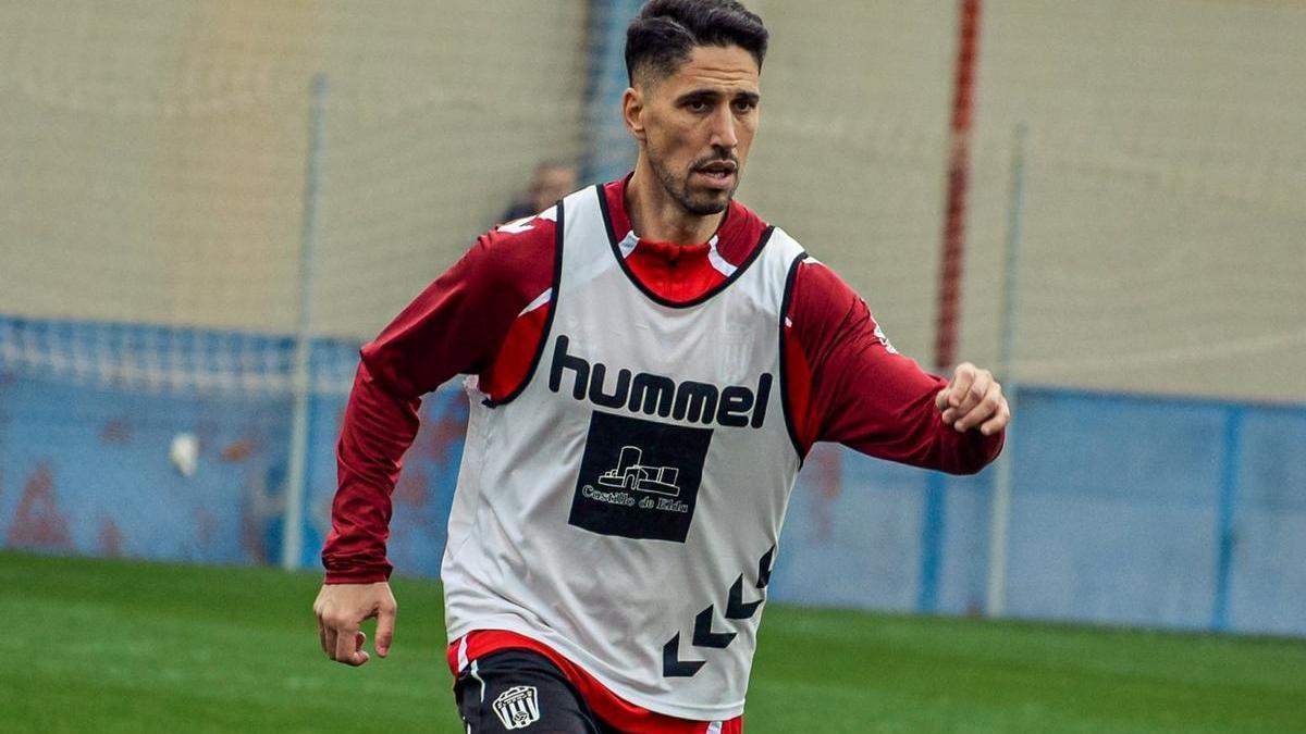 El Eldense pretende levantarse tras el revés con el Hércules