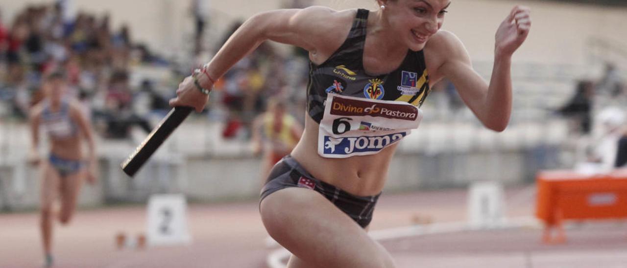 Una atleta del Playas Castellón.l