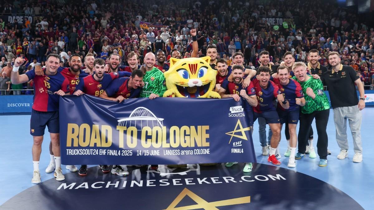 Los jugadores del Barça celebran su pase a la Final 4