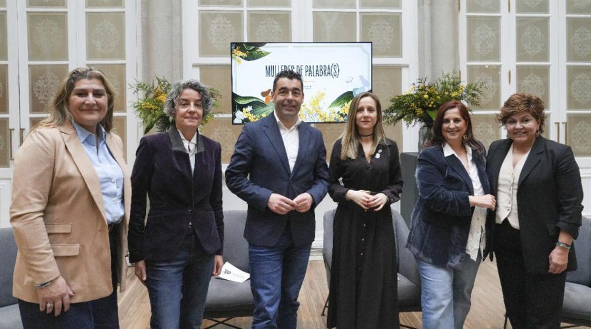 Participantes, ayer, en la presentación del ciclo.