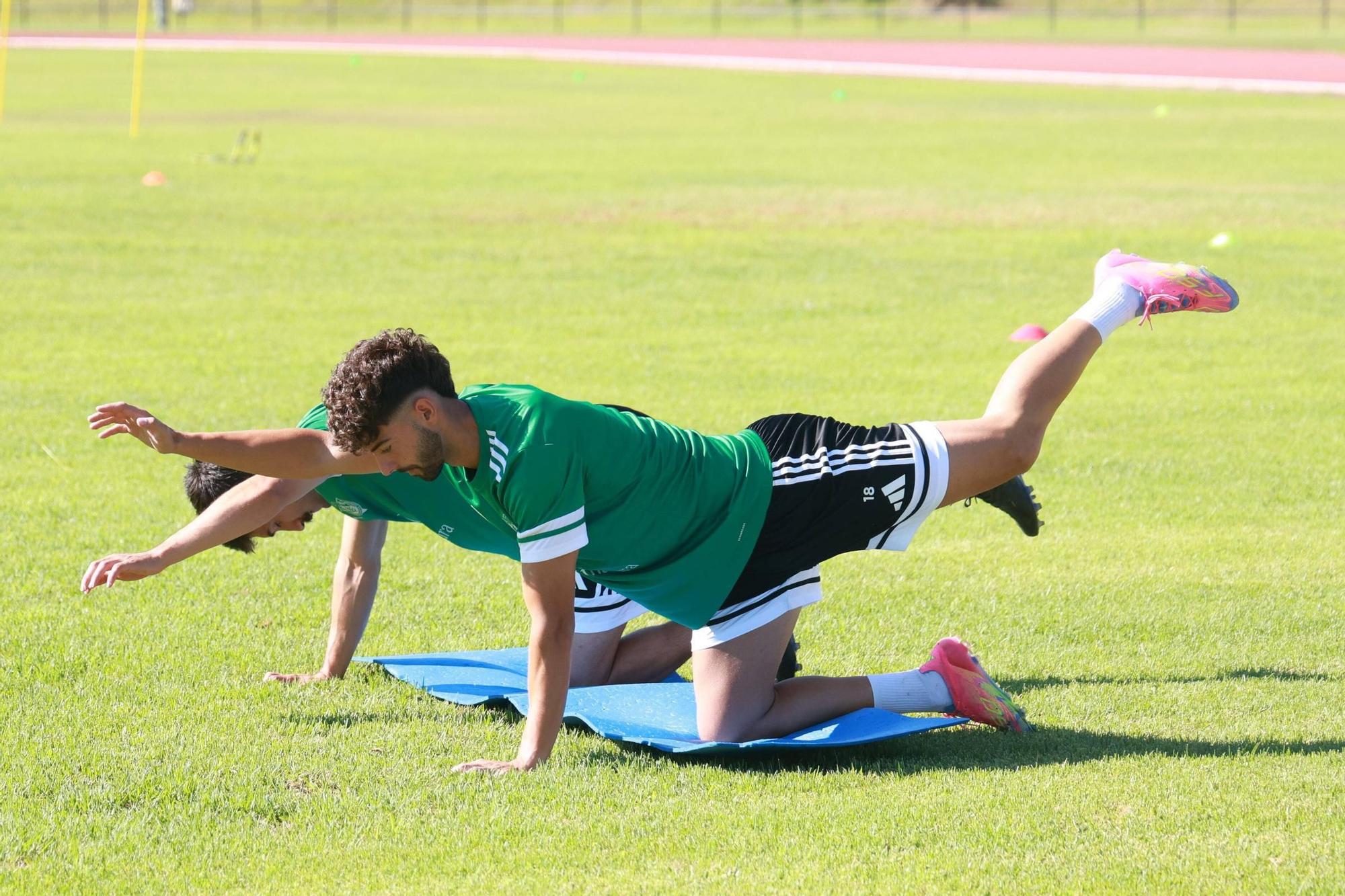 Primer entrenamiento del Cacereño 2025-2026