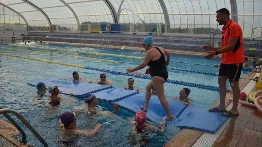 Una de las sesiones de aquagym que se desarrollaron la pasada temporada en la climatizada.