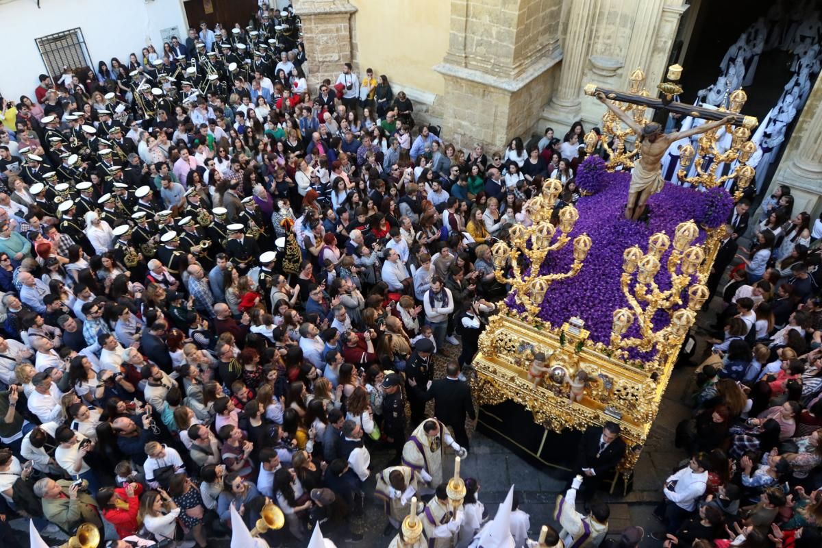 La hermandad de la Misericordia expone su identidad clásica