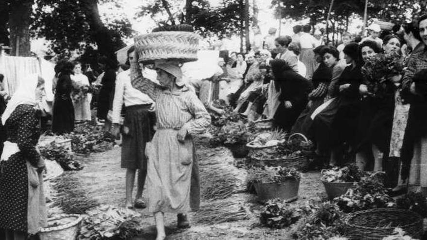 La feria en 1960. // José Gayo Rouco