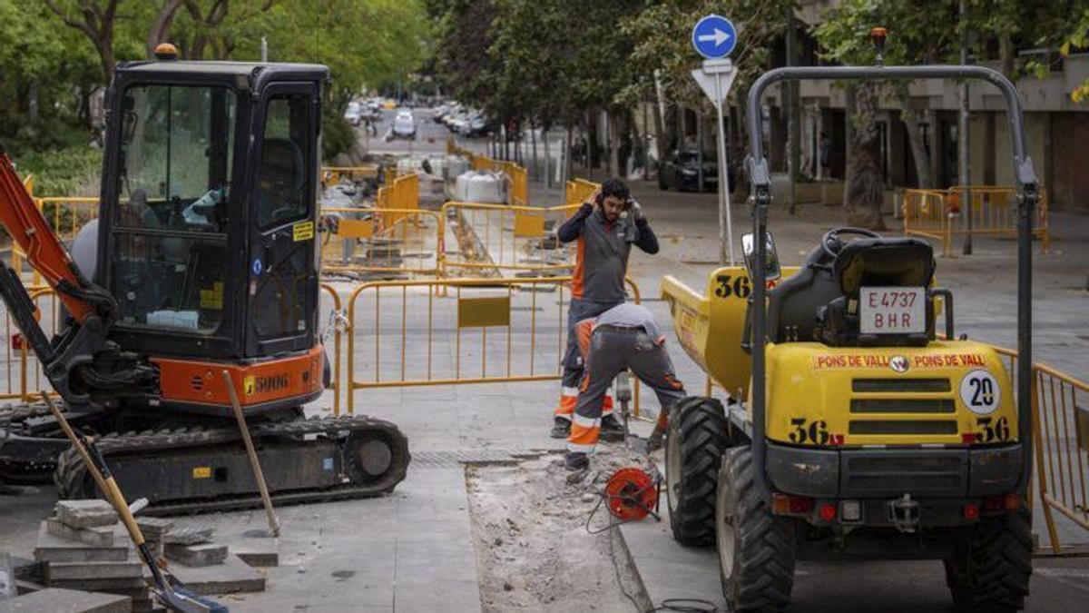 Obres a l’avinguda de Roma. | JORDI OTIX