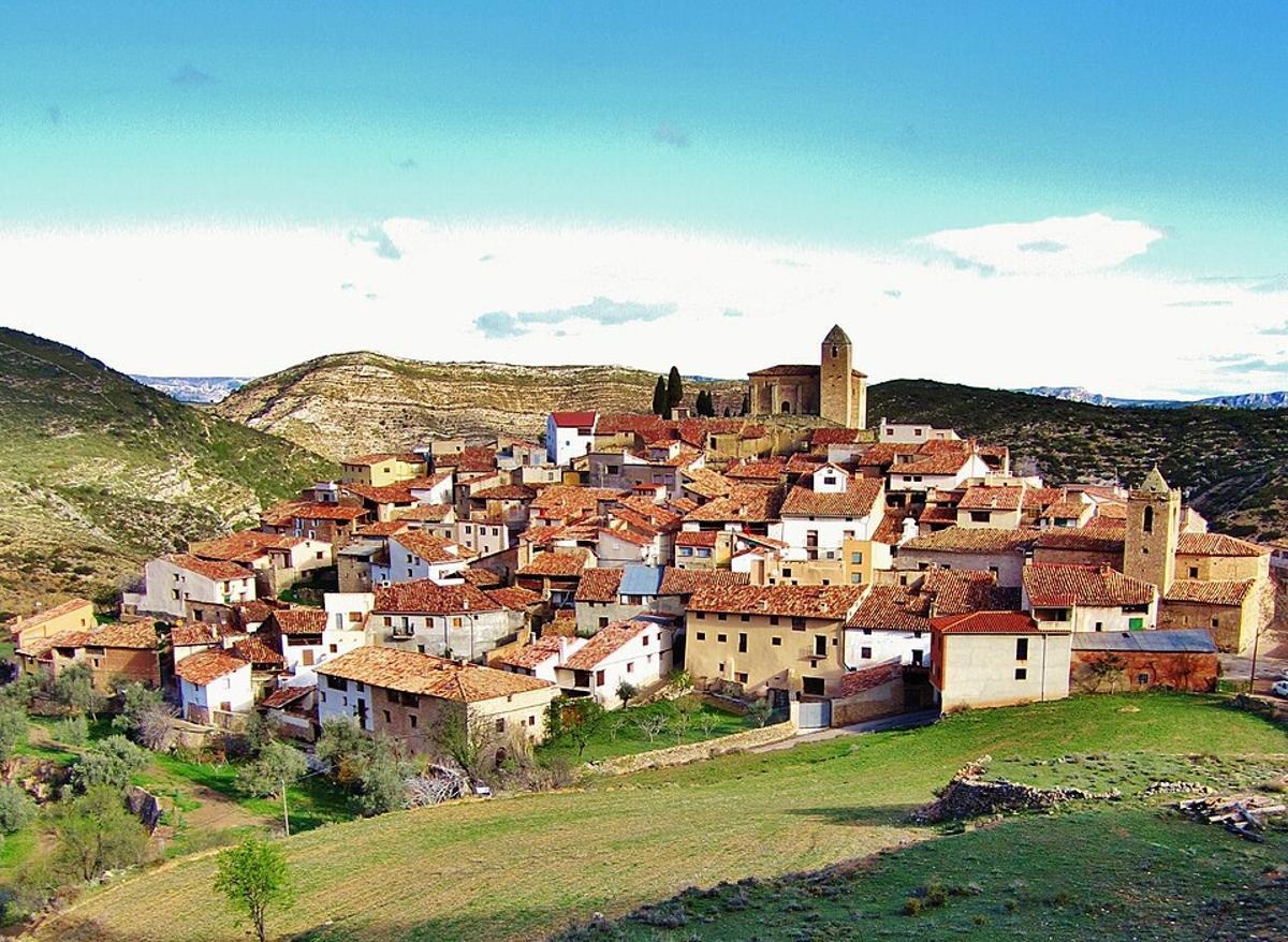 Vista panorámica de Luco de Bordón, en la comarca del Maestrazgo (Teruel)