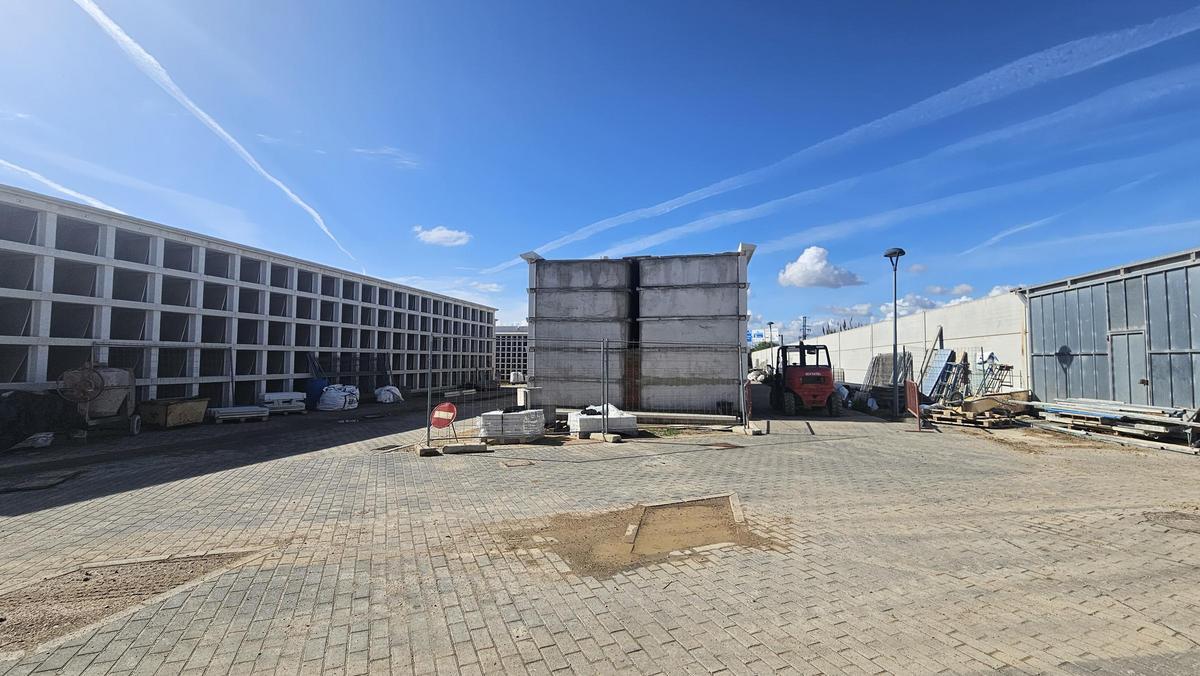 La última zona en construcción. A la derecha, el muro que señala el final del Sector 21