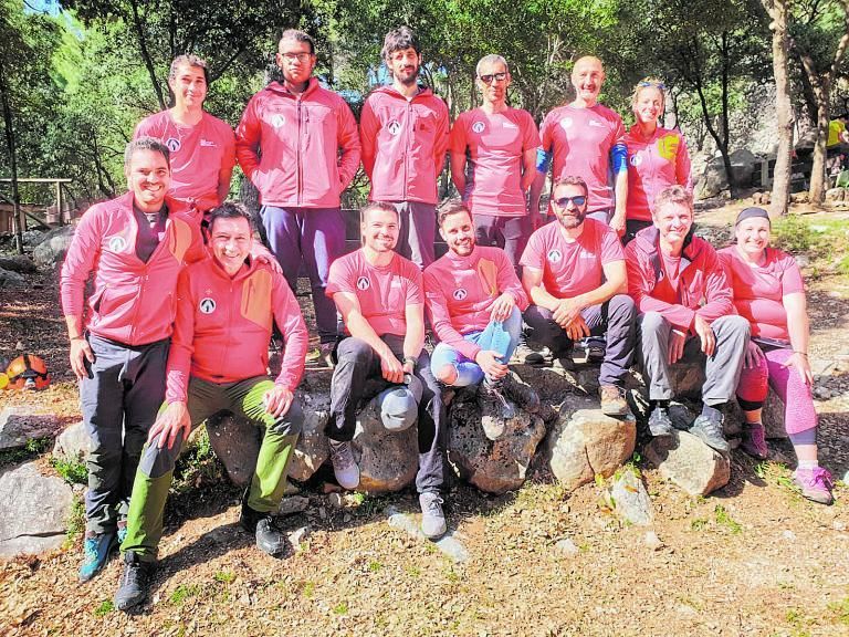 Foto del GBE con Joaquín Pérez   situado el primero por la izquierda. 