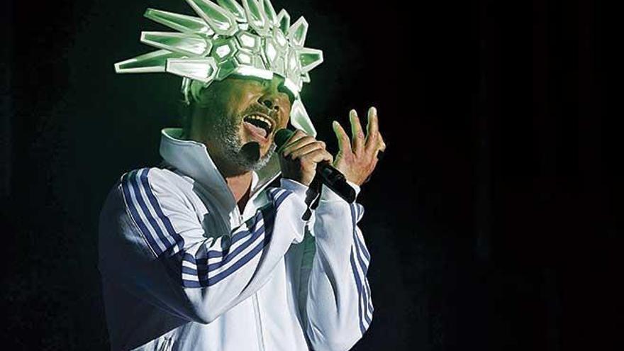 Jay Kay, lÃ­der de Jamiroquai, en un momento de su actuaciÃ³n del pasado mes de mayo en Mallorca.