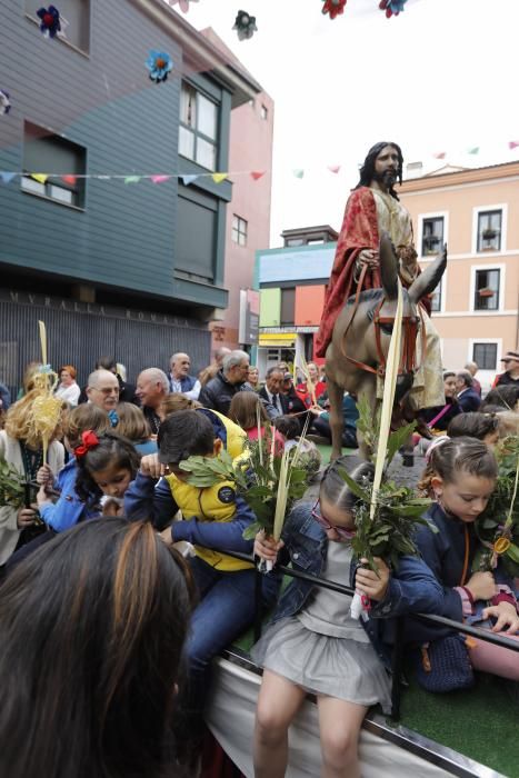 Procesión de la Borriquilla en Gijón