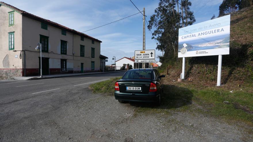 La entrada principal por carretera a San Juan de la Arena.