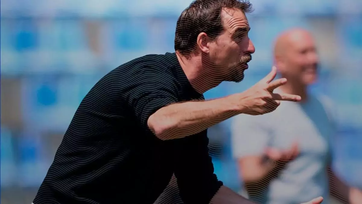 Jordi López deja el banquillo del CF Badalona