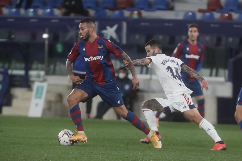 Las mejores fotos del Levante UD - Osasuna