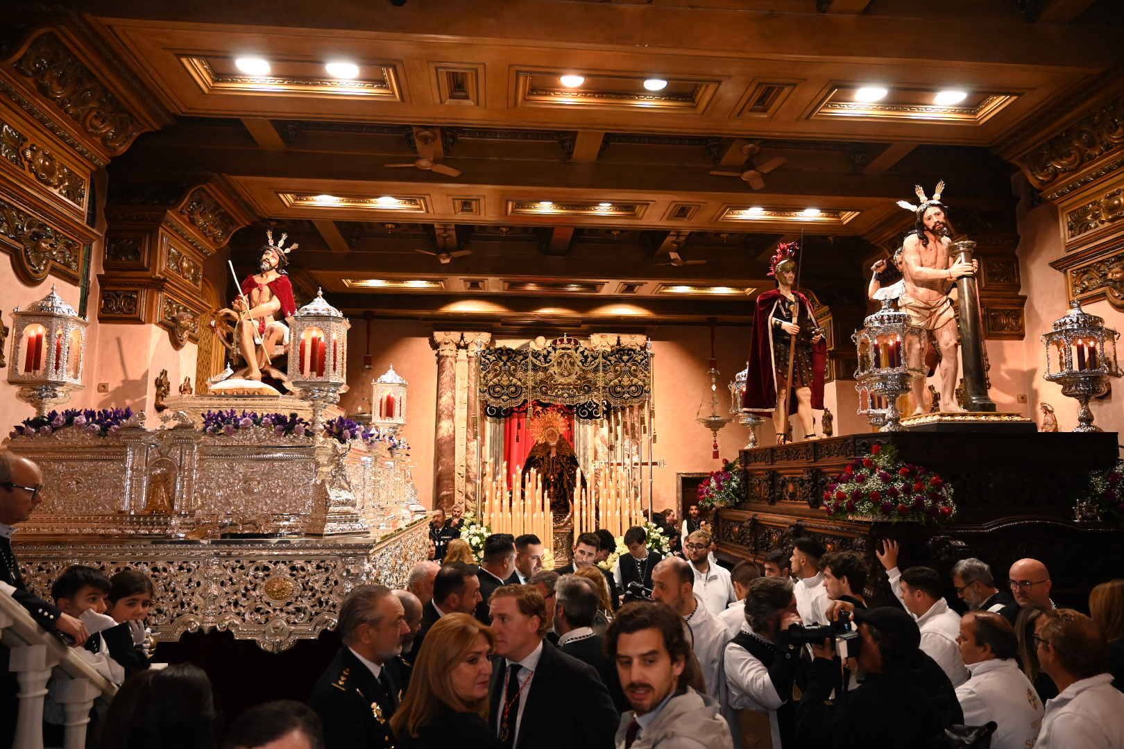 La Virgen de la Soledad se queda en casa