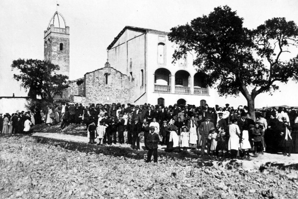 Aplec al santuari de la Salut (Viladordis)