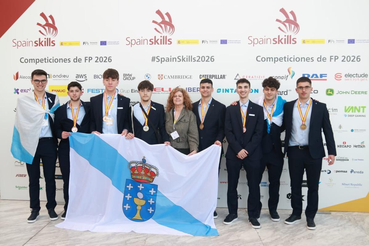 Estudiantes gallegos premiados en el campeonato SpainSkills celebrado en Madrid.