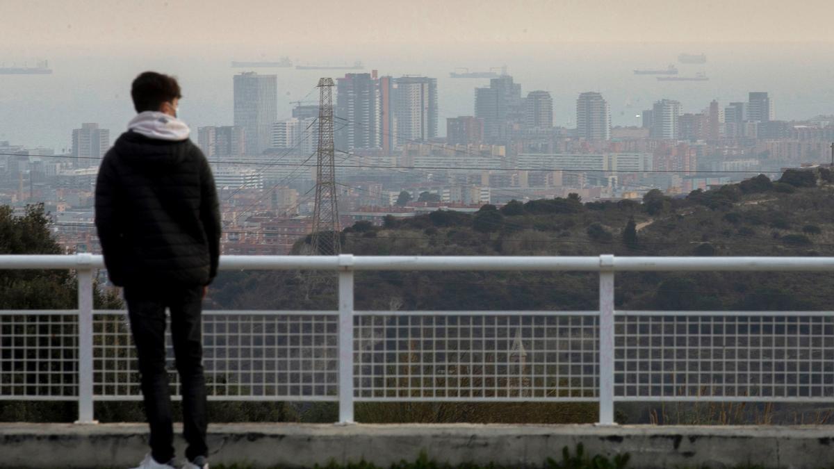 Activan un aviso por contaminación atmosférica por partículas en Barcelona