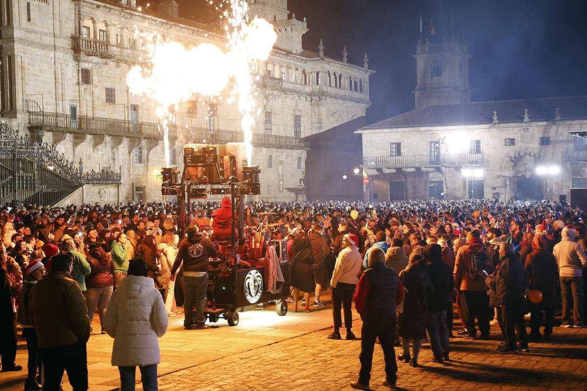 Santiago festeja la llegada del Año Nuevo