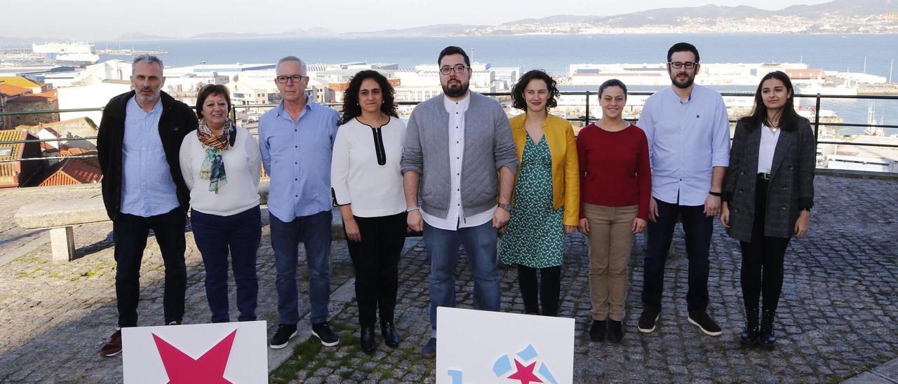 Elsa Quintas (cuarta por la derecha), en la presentación de la candidatura del BNG de Vigo.