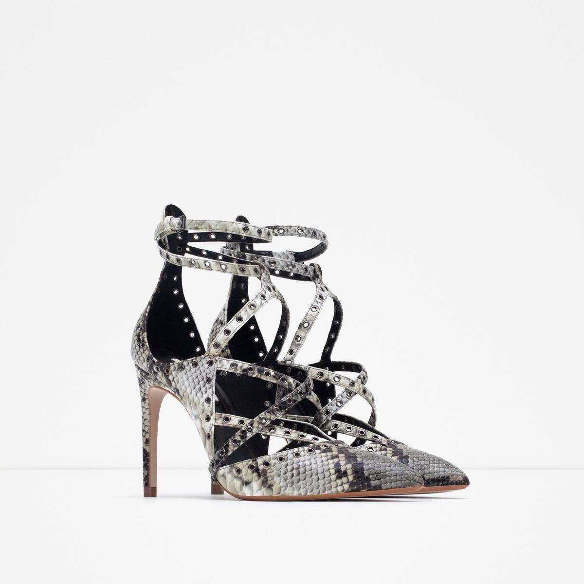 Tacón efecto serpiente, Zara (29.99€)