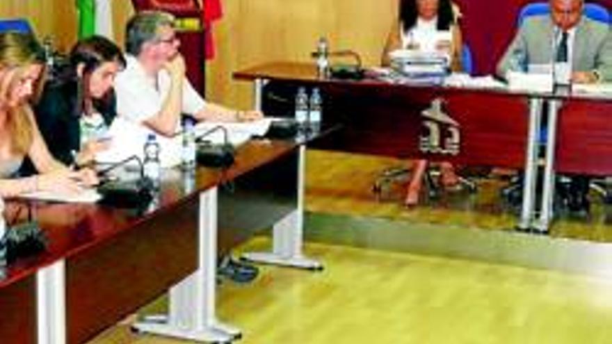 PSOE y PP acuerdan construir un nuevo depósito de agua