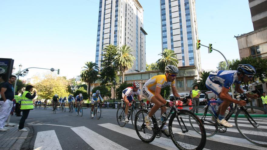 O Gran Camiño ciclista cierra hoy parte del centro de Vigo