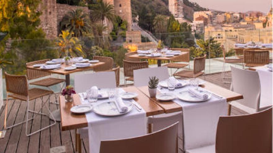 Vistas de la Alcazaba de Málaga desde la Terraza de la Aduana.