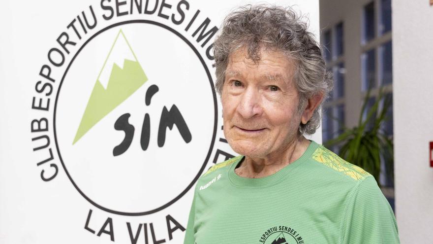 Conoce a Carlos Soria, el alpinista español con un récord insólito al ascender un ochomil con 86 años