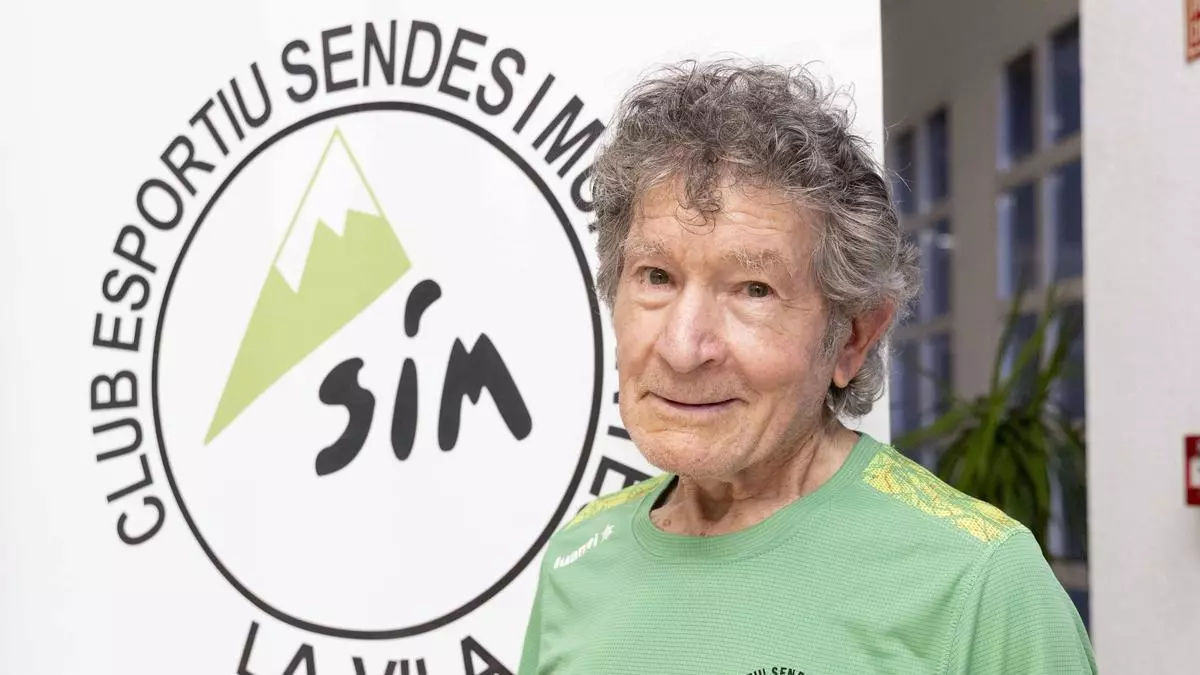 Lección magistral del alpinista Carlos Soria en La Vila