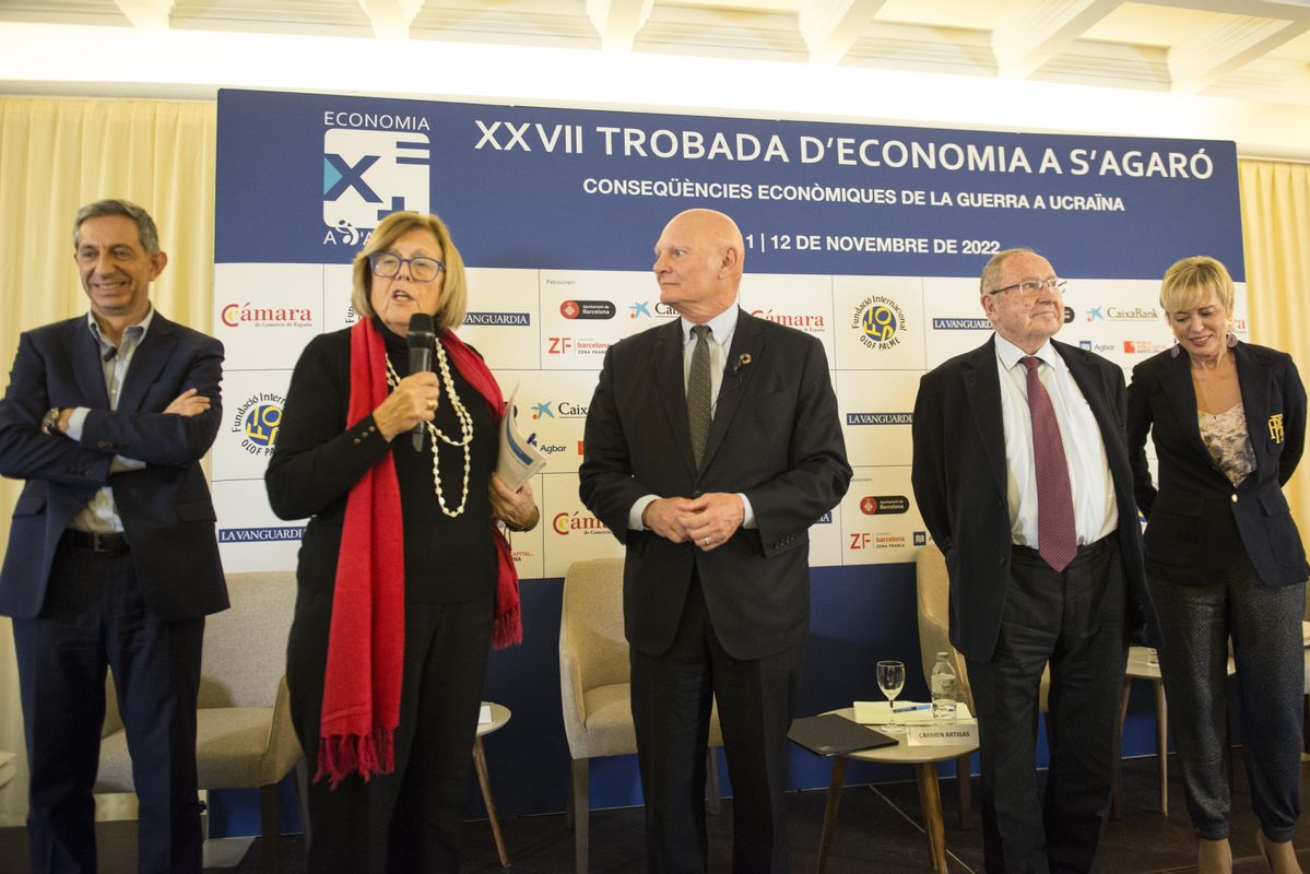 La Trobada Econòmica a s’Agaró rendeix homenatge a John Hoffman La Trobada Econòmica a s’Agaró rendeix homenatge a John Hoffman