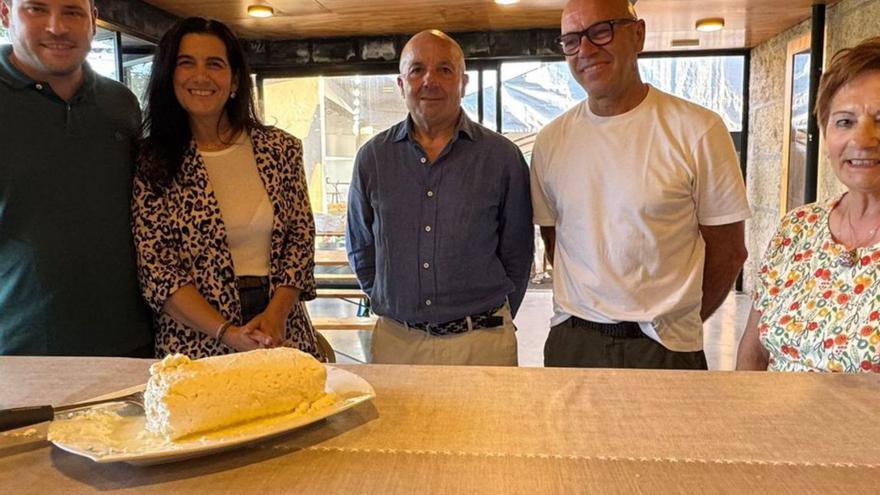 Corredoira, en Cerdedo-Cotobade, acogió la Festa do Requeixo