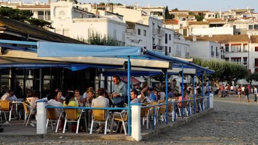 La terrassa del Marítim de Cadaqués, en una imatge d&#039;arxiu.