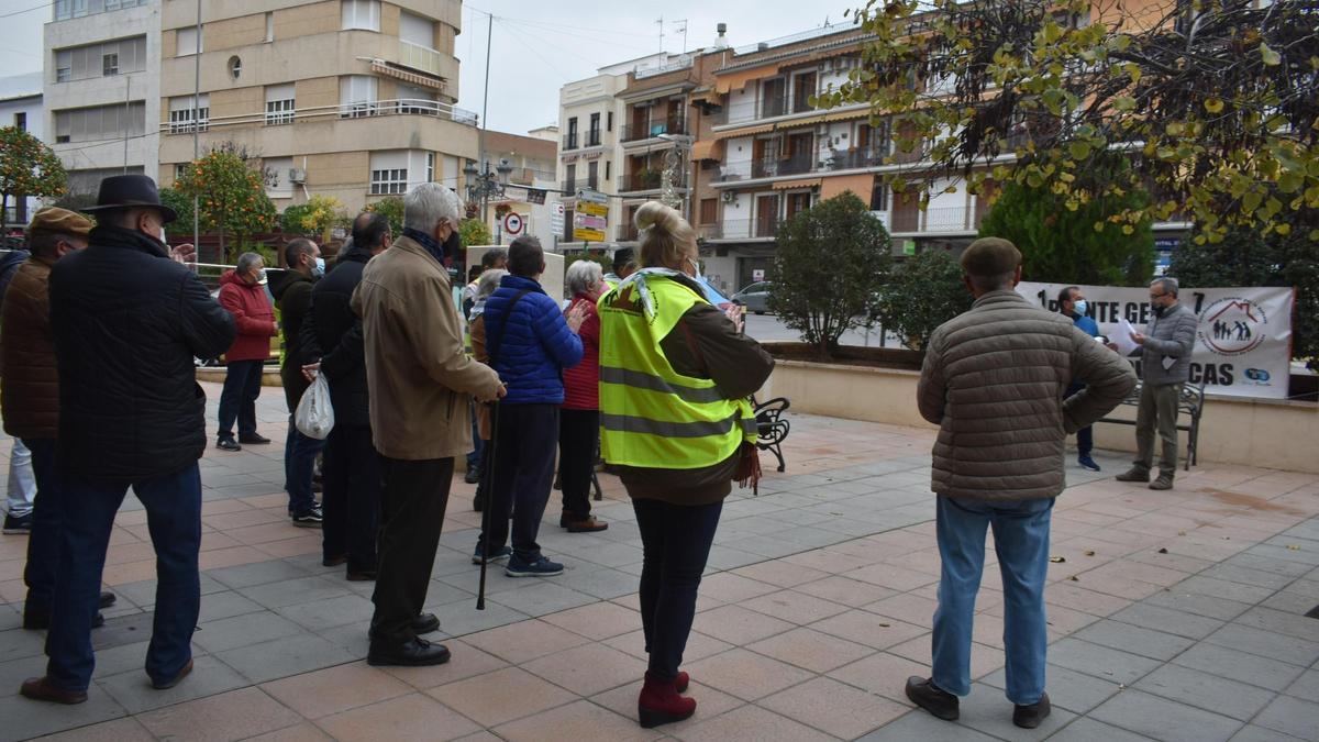 Protesta de los pensionistas en Puente Genil.