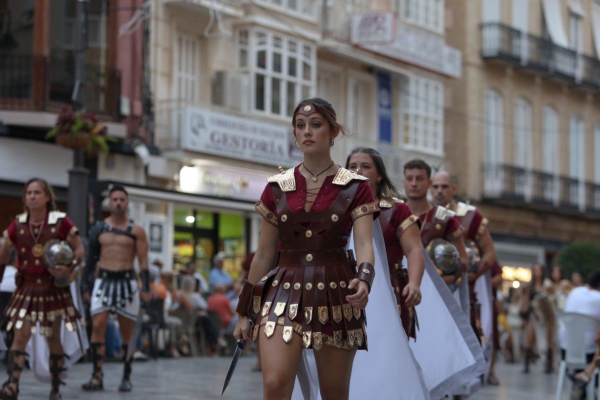 Todas las imágenes del Desfile General de Tropas y Legiones de este sábado en Cartagena