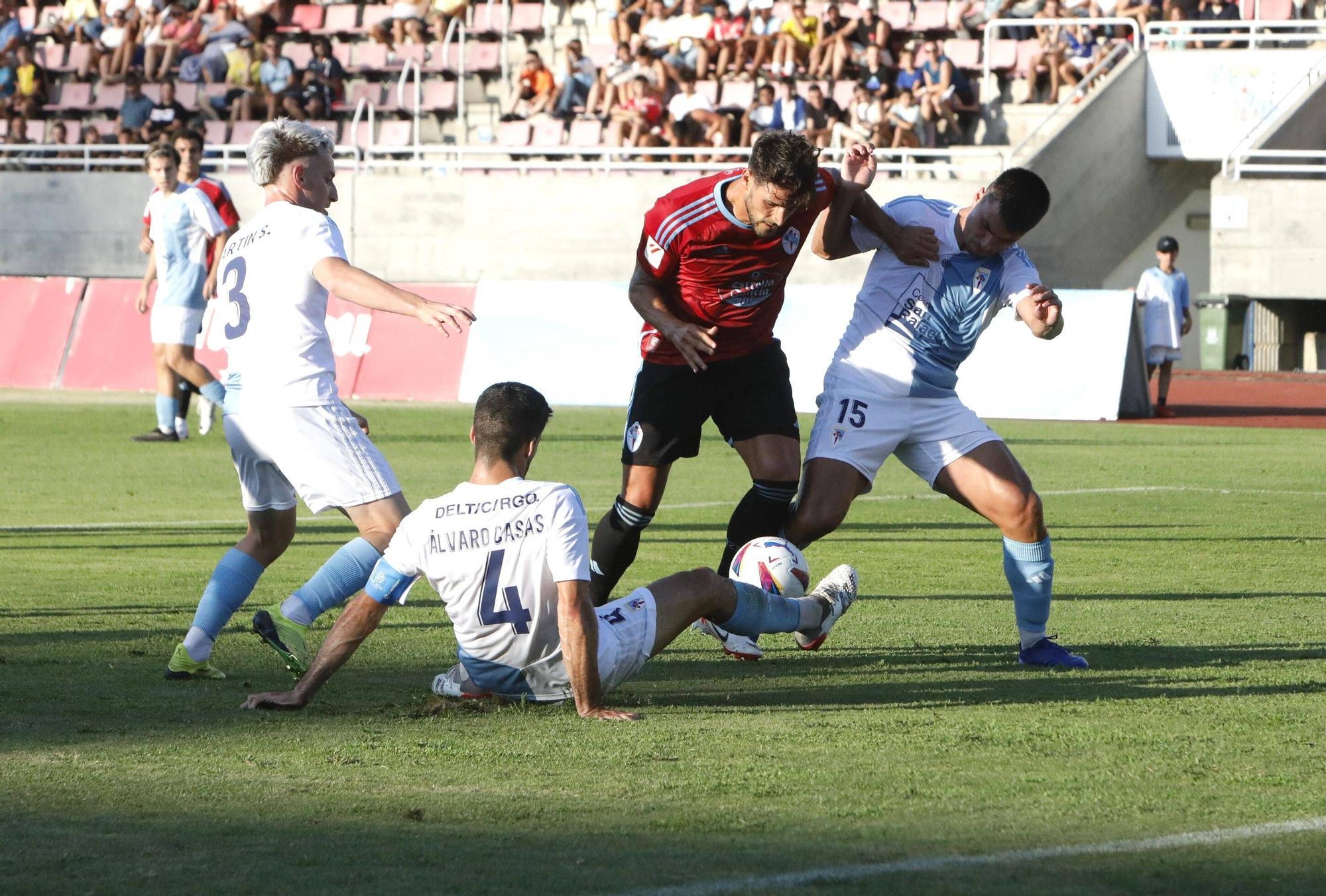 El Celta Golea al Compos en el ansiado choque amistoso