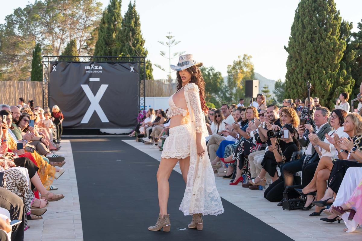 Desfile Linnea Ibiza. Desfile Linnea Ibiza.