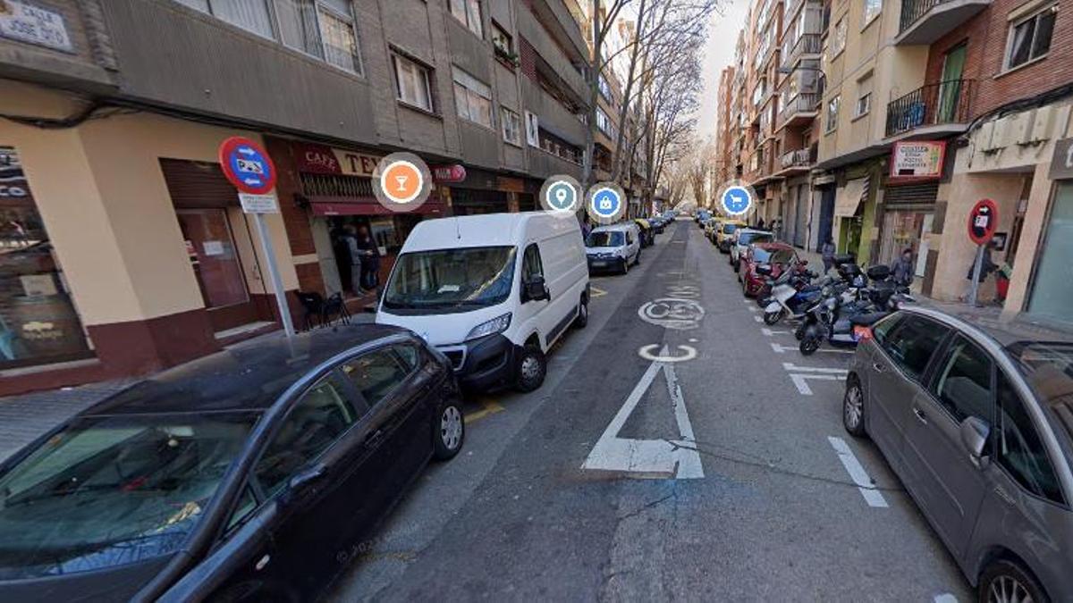 Calle de José Oto, en el barrio del Rabal de Zaragoza, donde ocurrió el atropello