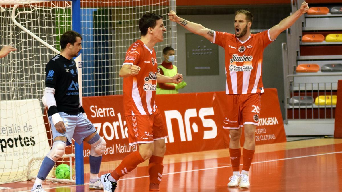 Jimbee Cartagena celebra un gol ante el Palma Futsal