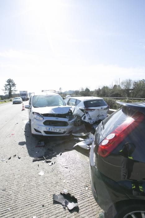 Accidente de tráfico en la "Y" con siete vehículos implicados