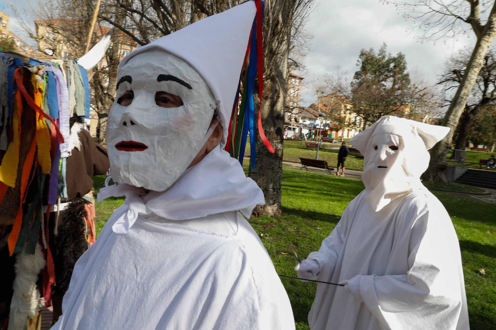 EN IMÁGENES: El Antroxu tradicional en Avilés