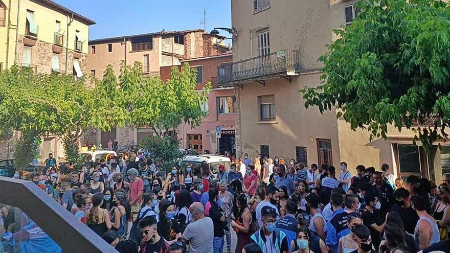 Concentració de diumenge a la tarda a la plaça de l’Església de Santpedor | AJ SANTPEDOR