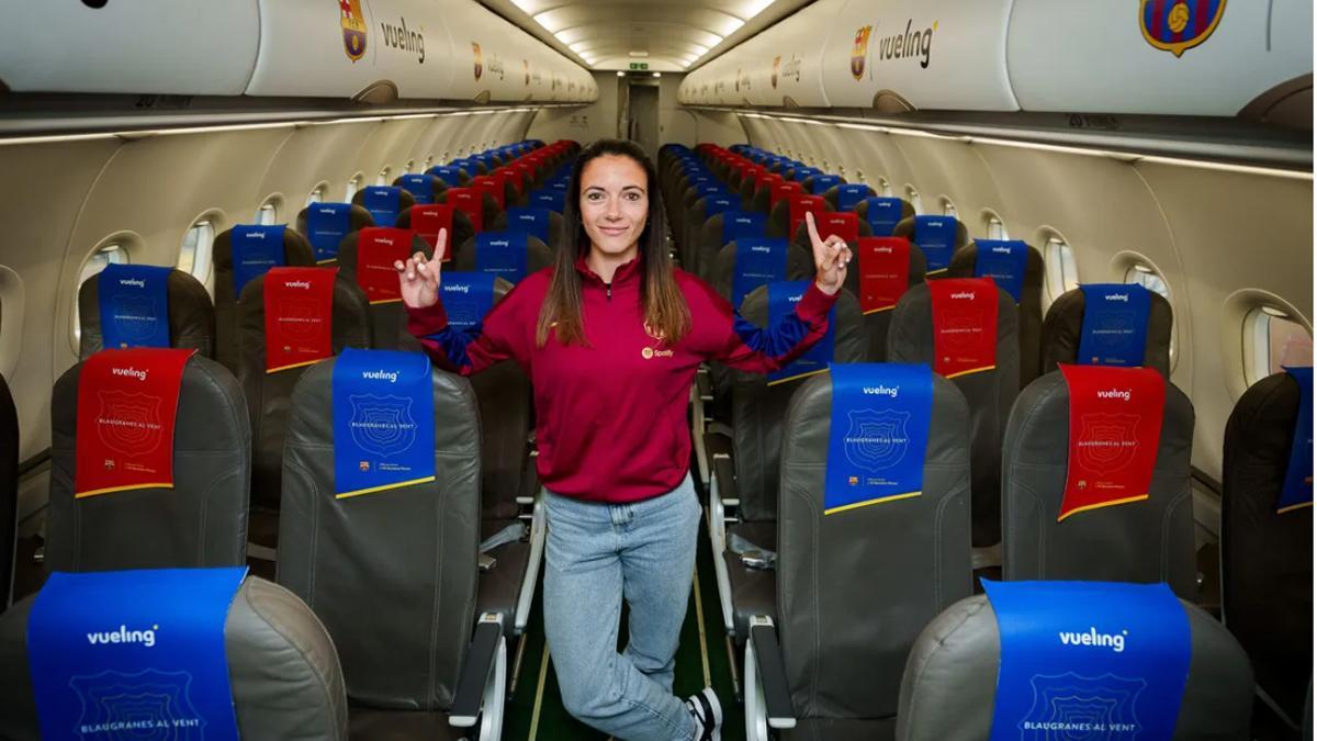 Aitana Bonmatí, la mejor jugadora del mundo, en el interior del A320