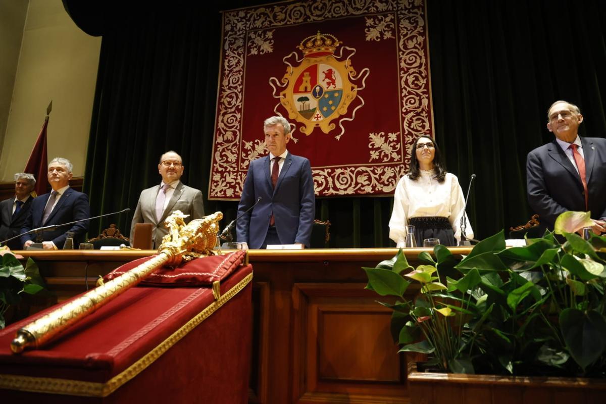 La toma de posesión de Rosa Crujeiras como rectora de la USC en imágenes
