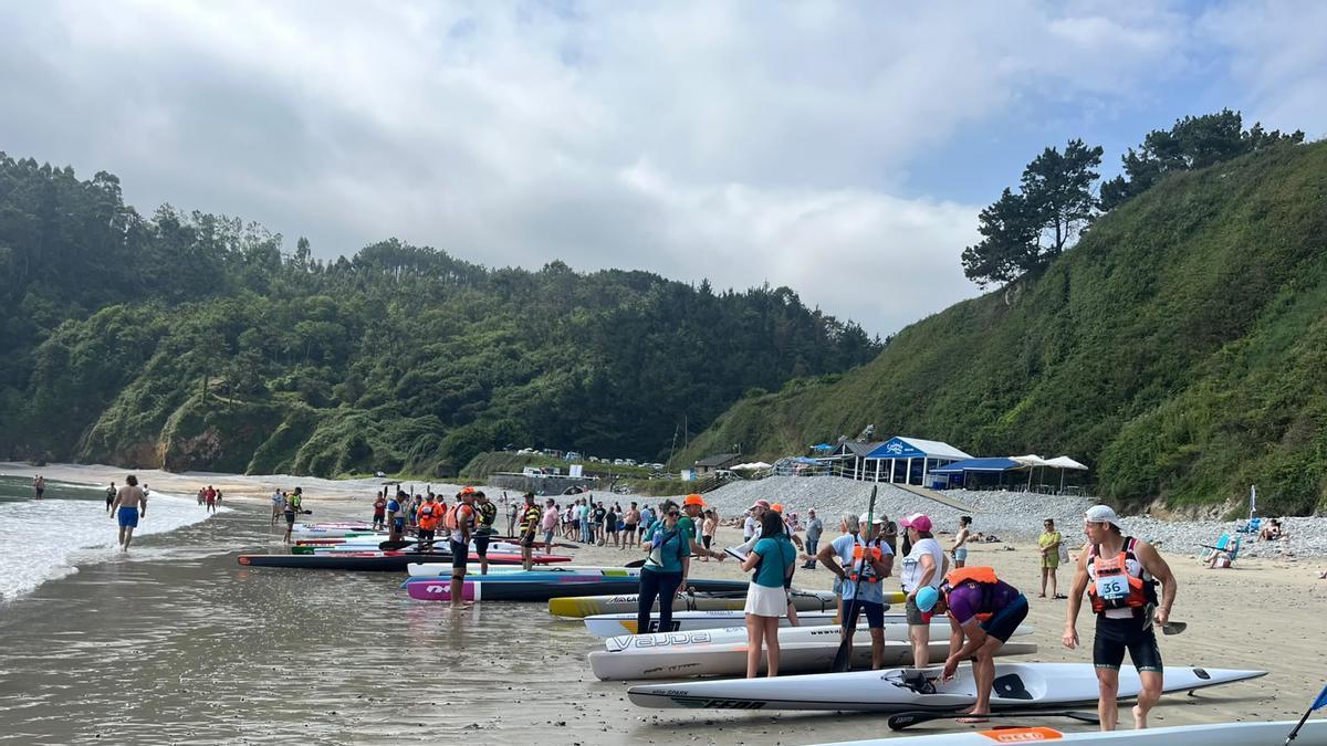 Los participantes al inicio de la prueba, de 12 kilómetros.
